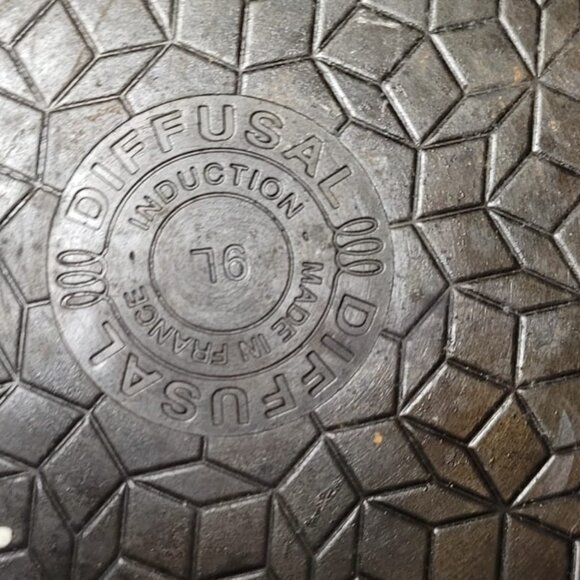 T-Fal Clipso Stainless Steel Pressure Cooker with Lid - Picture 5 of 10